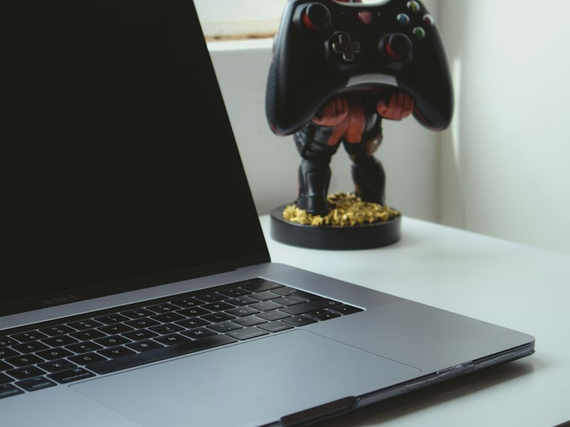 Mechanical keyboard and controller under warm light